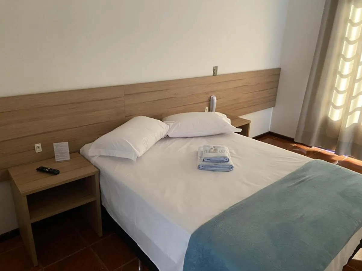 מפרה Hotel Confort 0*,